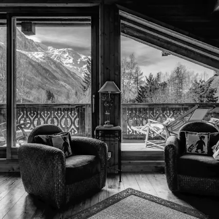 Chalet With Sauna And Outdoor Jacuzzi * Σαμονί