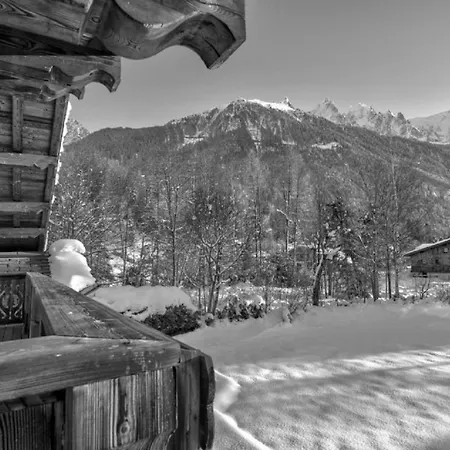 Δωμάτια σε οικογενειακή κατοικία Chalet With Sauna And Outdoor Jacuzzi Σαμονί